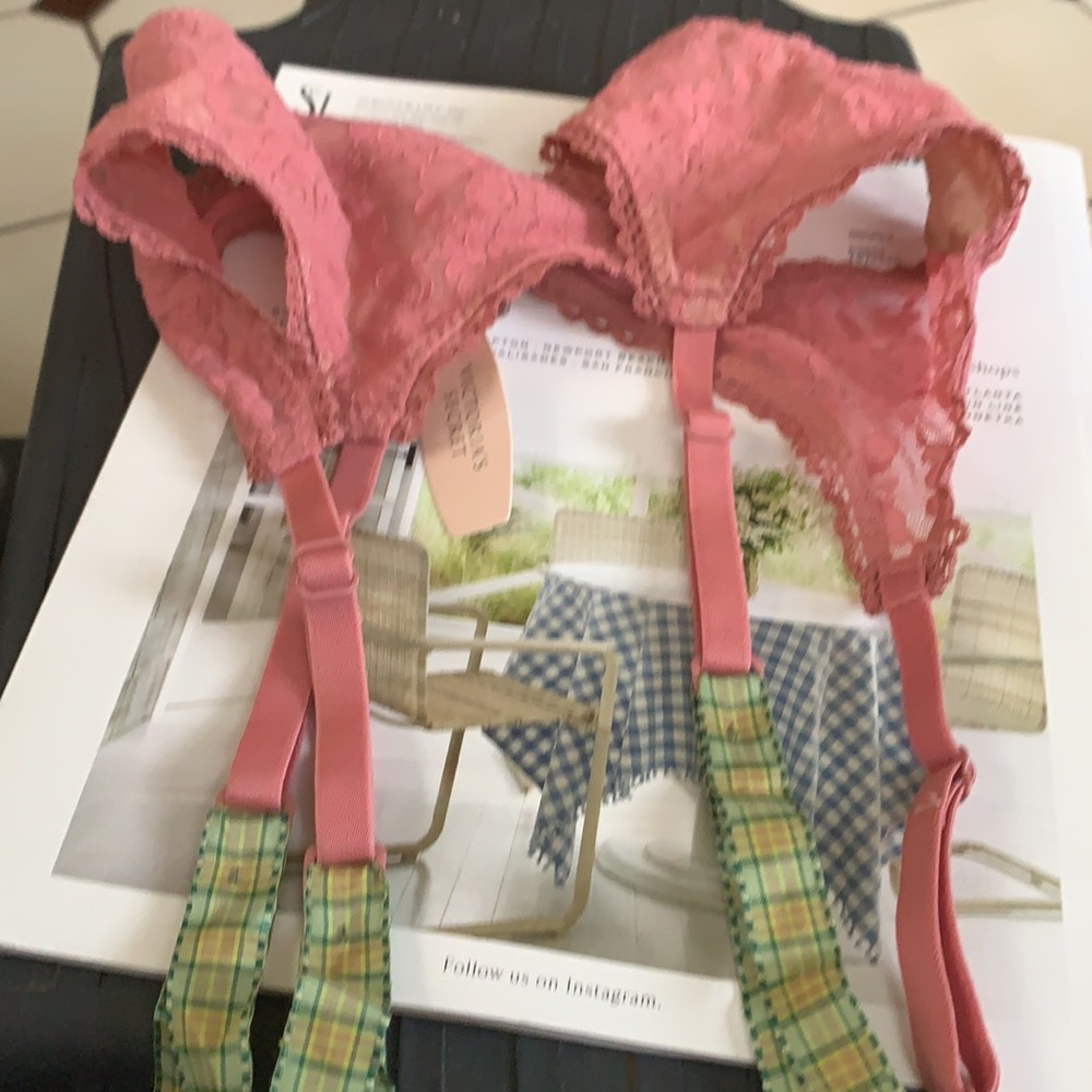 Victoria Secret Garter Belt NWT XS/S